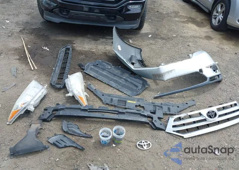 2012 Toyota Highlander Base V6 из США, поврежденный, VIN 5TDBK3EHXCS129321